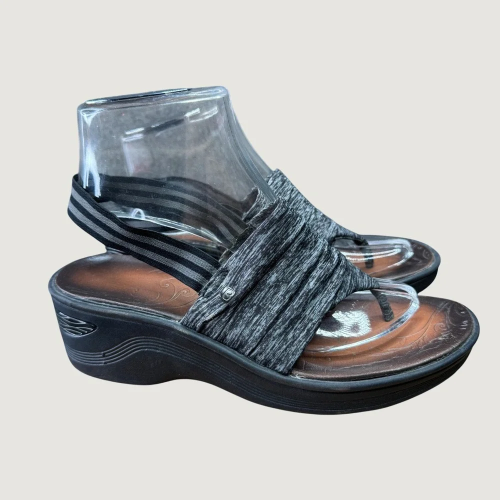 Zeöps Gray Fabric Strappy Wedge Thong Sandals Comfort Womens Size 7W Wide